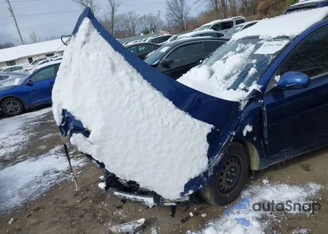 2011 Hyundai Elantra Touring Gls z USA, uszkodzony, nr VIN KMHDC8AE8BU100999